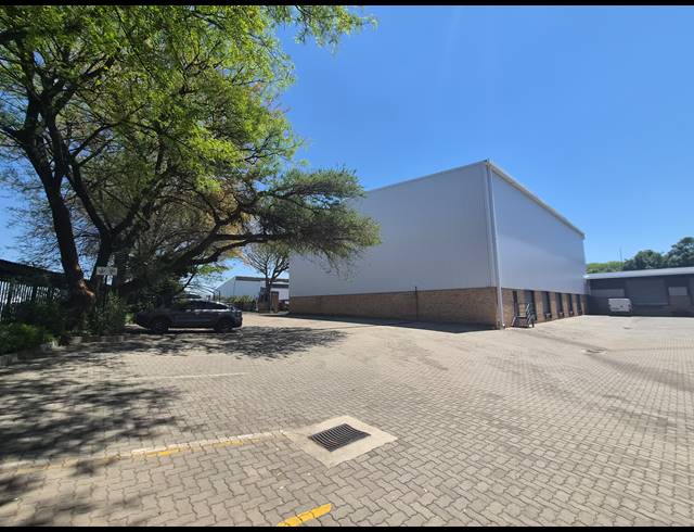 4,793M² WAREHOUSE FOR SALE IN RANDJESPARK